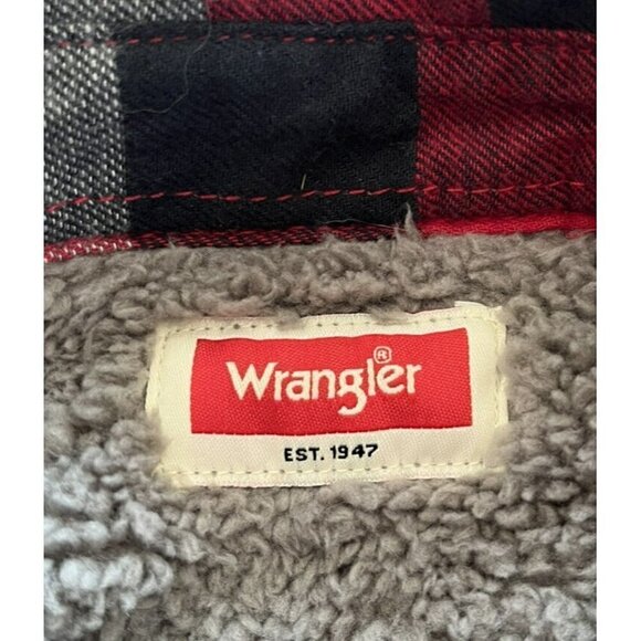 Wrangler Shacket Red Plaid Fleece Lined Flannel Button Up Shirt Jacket Sz M - Picture 4 of 9